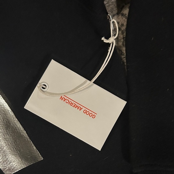 Good American Black Crew Neck Sweater with Silver Logo - Picture 4 of 5